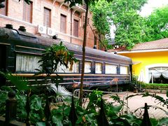 -火车头法国西餐厅