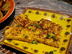 -老街烧烤大排档·地道湖北菜·龙虾馆(汉口火车站店)