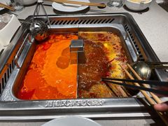 清汤双拼锅底-海底捞火锅(武胜路凯德广场店)