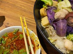 -万记麻辣烫国展总店