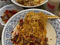 -李与白包子铺(桐梓林店)