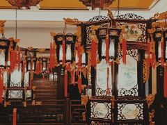 -梅龙镇酒家(南京西路总店)
