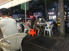 -健跳小海鲜(人民路店)