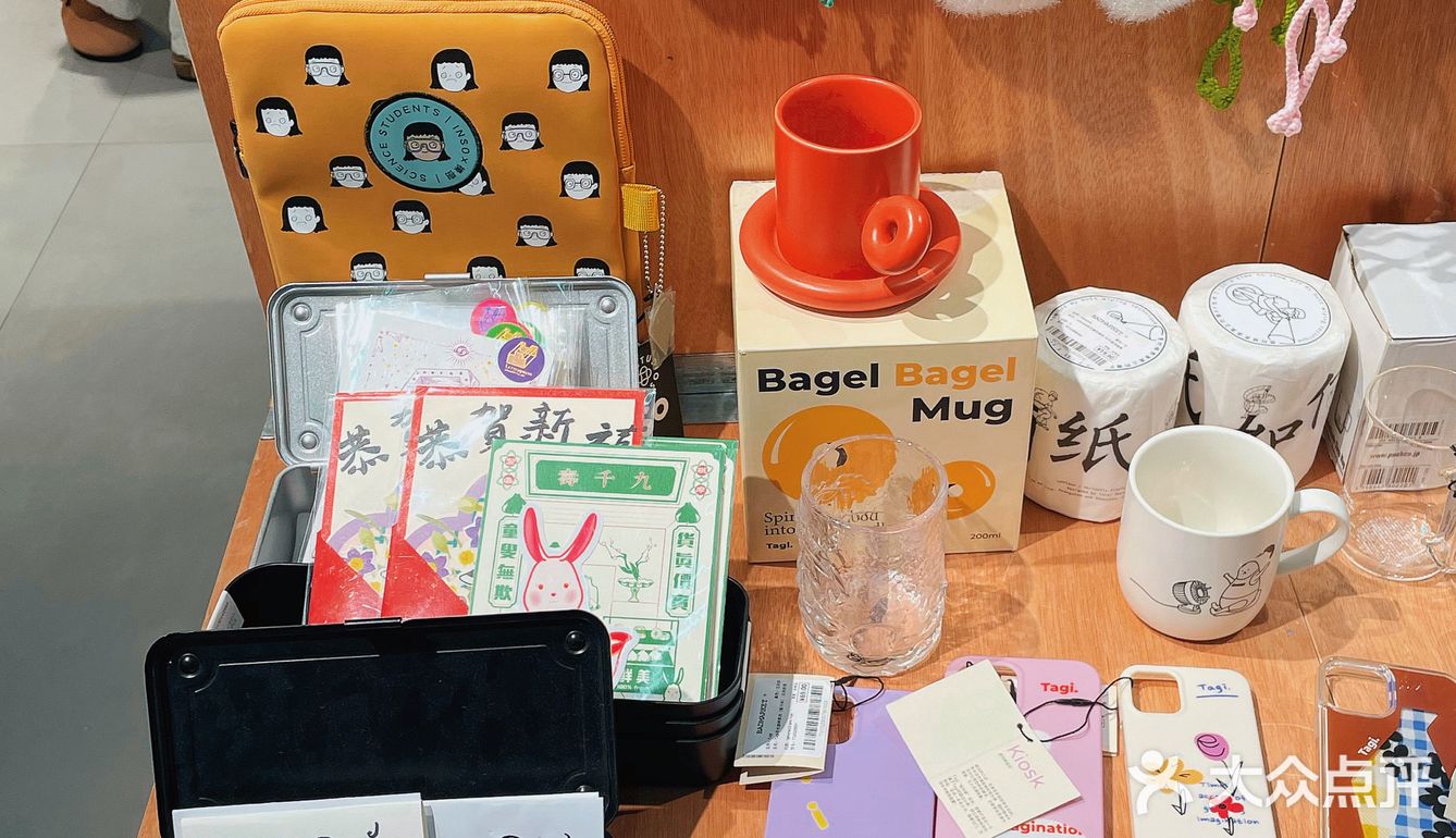 国金街这家独立设计师店居然还挺便宜