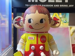 -泡泡玛特POPMART(上海环球港店)