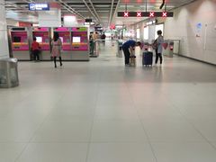 -范湖(地铁站)