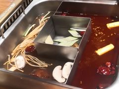 -东巴人鱼豆花火锅(幸福街店)