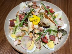 经典凯撒沙拉配鸡肉卷-POKEE VIA&Brunch·维娅(重庆来福士店)