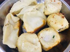 -黄阿姨锅贴大王(万航渡路店)