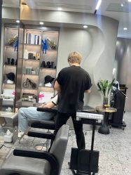 -A&L salon
