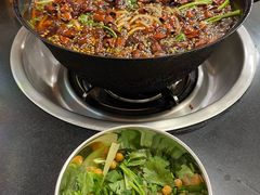 -鸿顺老铁锅美蛙鱼府(解放碑店)