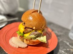 -LESCEDARS Brasserie Bistro香柏树