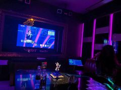 -温莎KTV(珠江路店)