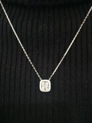 -周生生Chow Sang Sang(东方店)