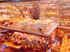 -巴黎贝甜(华堂新辰汇店)