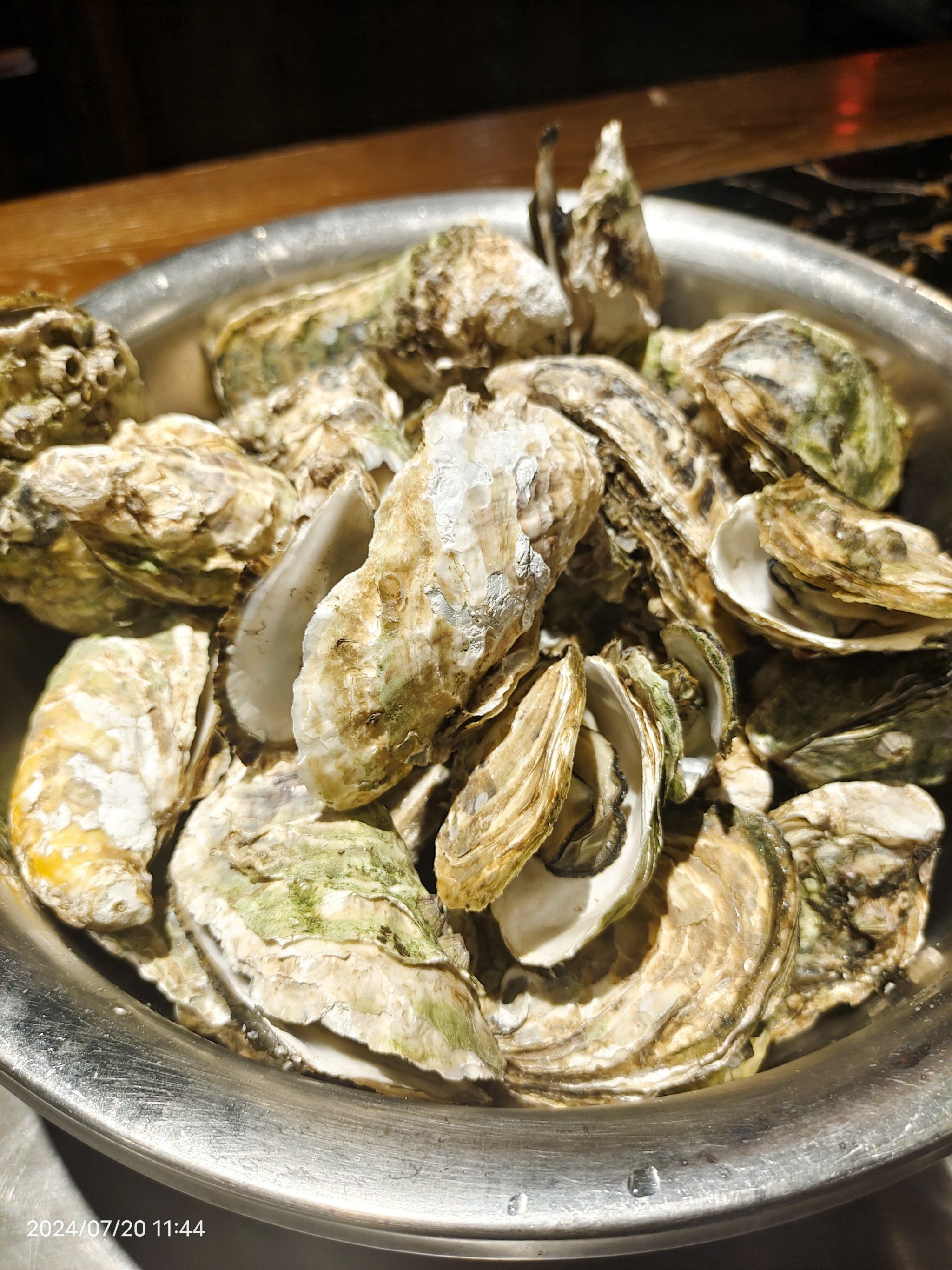 天天领红包 买的团购,想吃生蚝了所以就去这里,生蚝是清蒸的,个头不