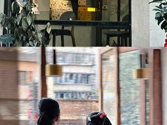 -黑石咖啡(小十字店)