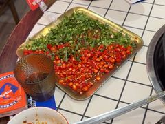 -热火朝天鲜切牛肉火锅(南强街巷店)