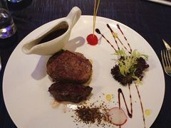 -厚街国际大酒店·360度旋转餐厅