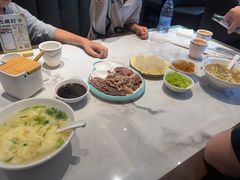 -高玛纳驴肉火烧(一世界店)