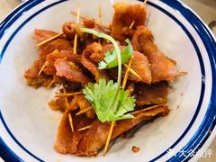 -老三样·美食研究中心(世贸路店)