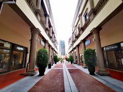 -佛罗伦萨小镇广佛名品奥特莱斯(疏港路店)