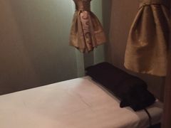 -莱蔻·圣灸堂·推拿艾灸(天山店)