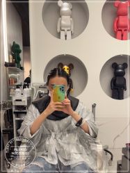 -PE SALON