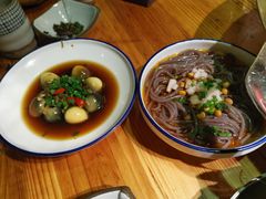 -野山舂·贵州现舂酸汤火锅(鸿通城店)