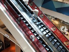 -宝龙城(杭州滨江店)