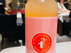 西柚味气泡水-大铁勺新津菜(熙悦汇店)