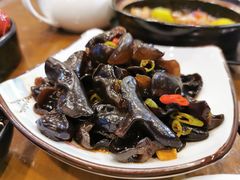 -老鄞江清水龙虾•赵赵家(江北店)