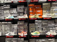 -上品折扣(回龙观店)