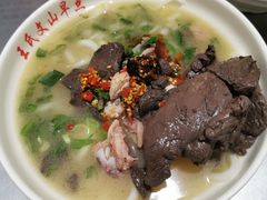 -文山荷鲜居(翠湖店)