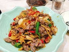 泡椒牦牛肉-三锅莊·牦牛肉火锅·香格里拉特色藏餐宴请餐厅(昆明创始店)