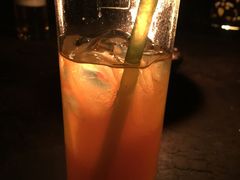 -乌托邦酒吧和餐厅