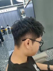 -藤野造型烫染接发