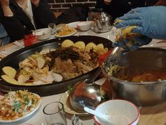 -王老六铁锅炖鱼(圣亚海洋店)