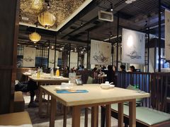 大堂-小船渔村•大连菜•大连焖鱼(黄河路店)