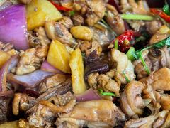 -胡须佬鸡煲四季火锅(龙珠大道店)