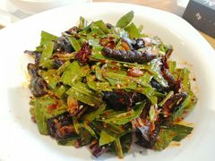 大香菜拌鸡脚-赤宴·川菜(玉林店)
