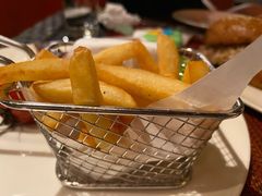 香脆薯条-WOLFGANG PUCK KITCHEN & BAR(迪士尼小镇店)