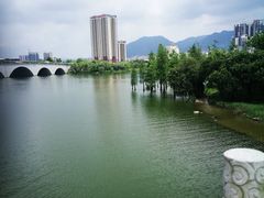 -飞来湖湿地公园