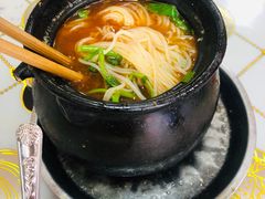 -李记特色罐罐米线(重庆中环大厦店)