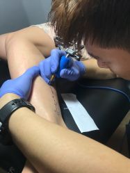 点击看大图 腿部-AC TATTOO 纹身