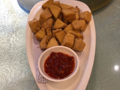 干炸绍兴臭豆腐-老人和饭店(打浦路店)