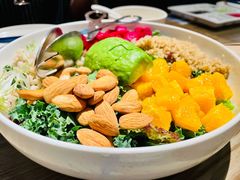 牛油果沙拉-小大董·烤鸭(凤凰汇店)