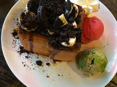 -莓园冰淇淋店