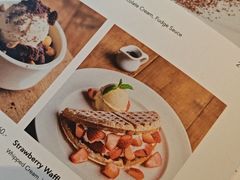 -ROAST coffee & eatery