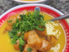 -002鱼汤粉(龍園店)